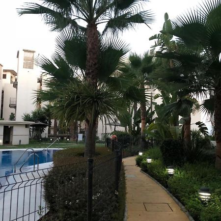 Bahia De La Plata Apartment Естепона Екстериор снимка