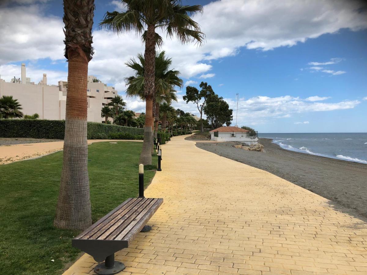 Bahia De La Plata Apartment Естепона Екстериор снимка